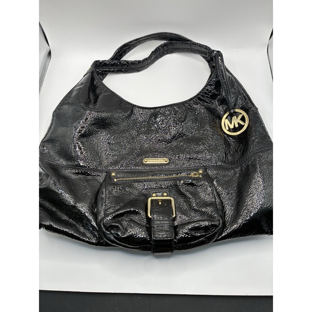 Michael Kors Black Patent Leather Austin Hobo Style Shoulder Bag EUC Gold accent